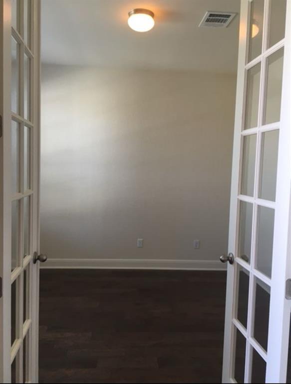 Building Photo - 2739 Florin Cove