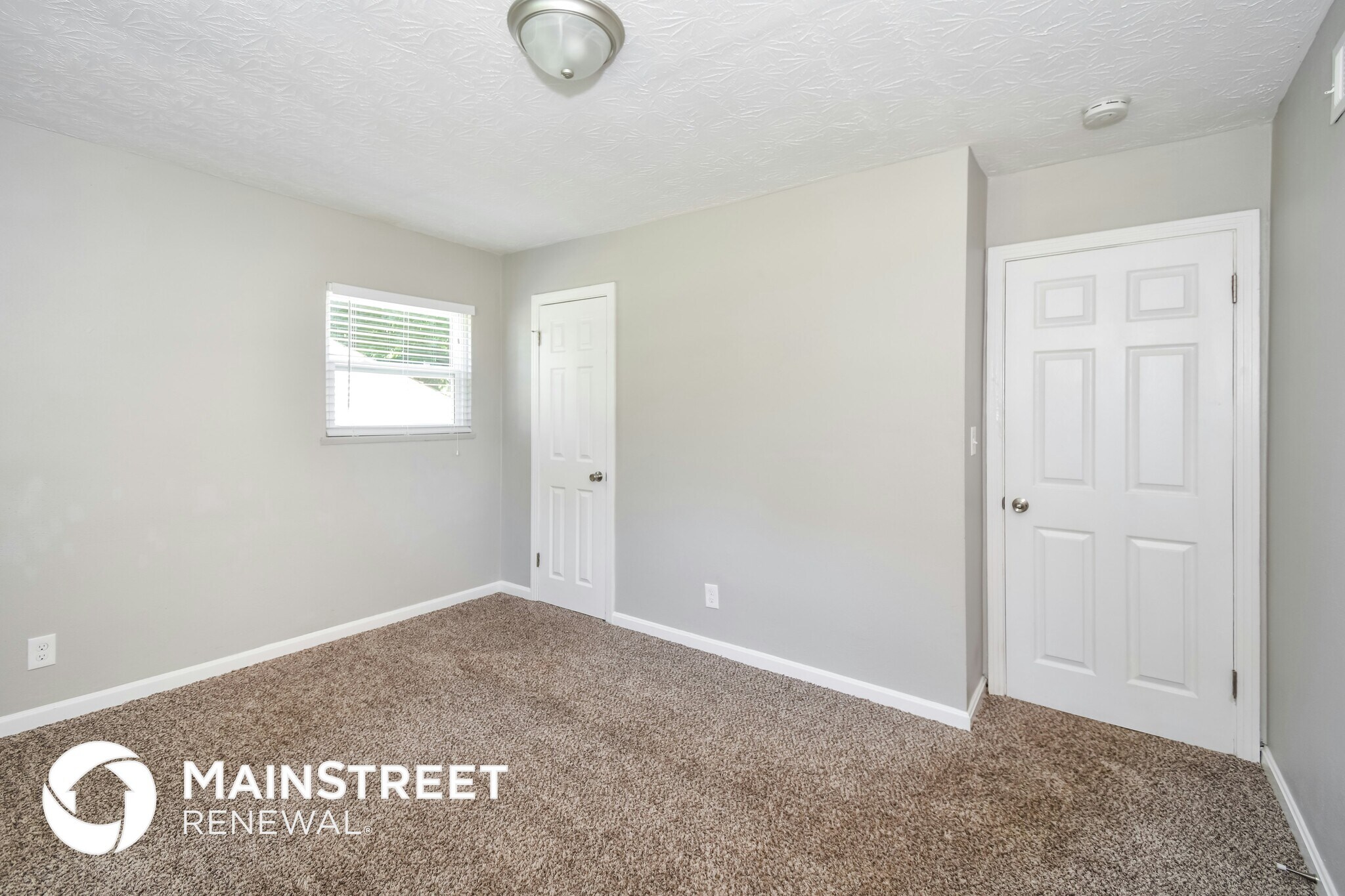 Building Photo - 4809 Granada Dr