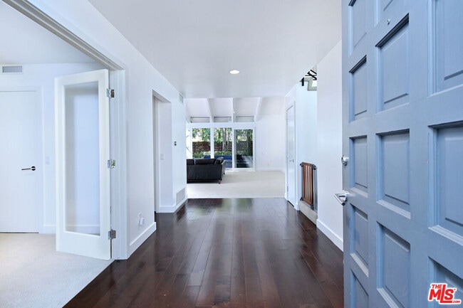 Building Photo - 9908 Lancer Ct