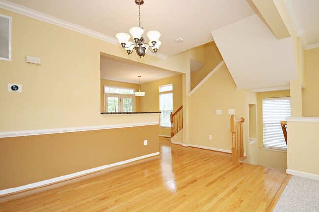 Building Photo - Cherry Hill Townhouse, Short Drive From UVA