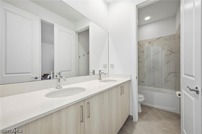 Building Photo - 5187 Nevola Ave