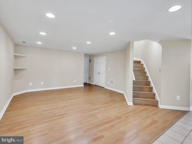Building Photo - 21781 Tottenham Hale Ct