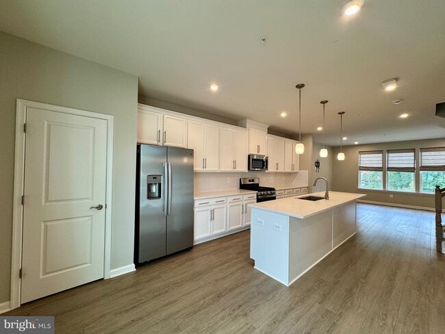 Building Photo - 23324 Sugar Pine Ln