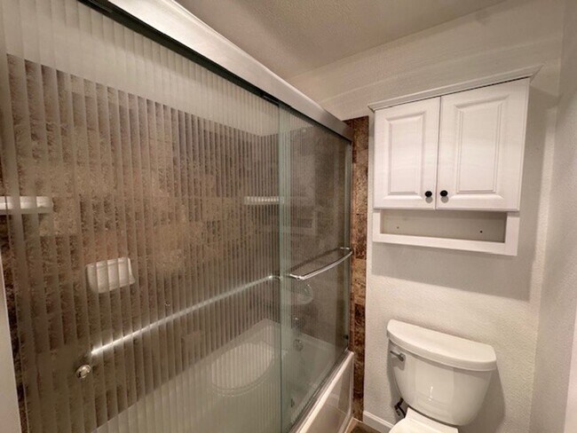 Building Photo - Beautiful & Private Condo in the Sought-After Terra Vista Community