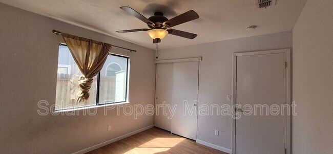 Building Photo - 642 Silvertop Way