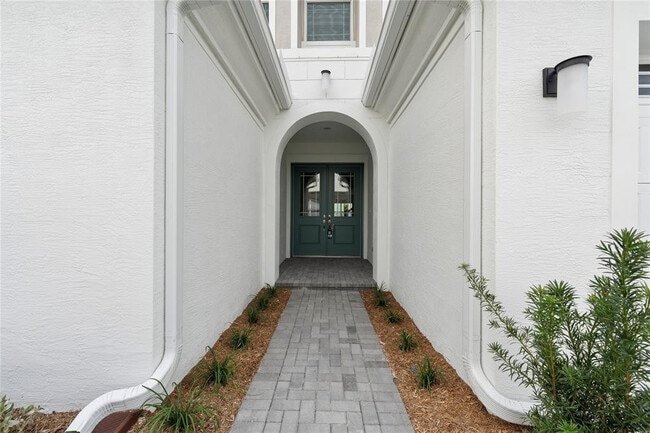 Building Photo - 14989 RedCove Pl