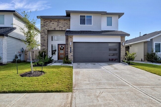 Primary Photo - For Lease in City Gate gated community
