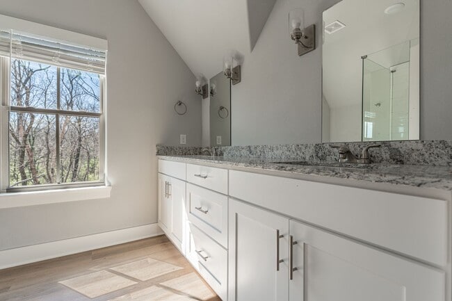 Building Photo - NEW 2 BR/1.5 BA in the Willow Bend S/D
