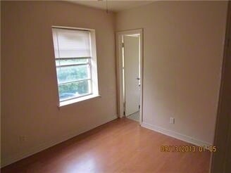 Interior Bedroom 2013 - Glendale Apartments