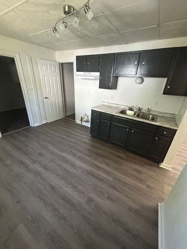 Building Photo - For Lease