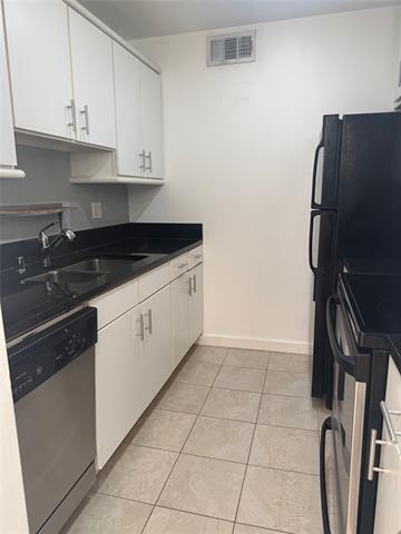 Building Photo - 4343 Travis St