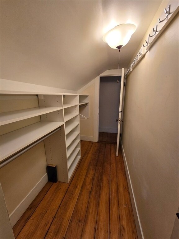 Building Photo - 303 Main St