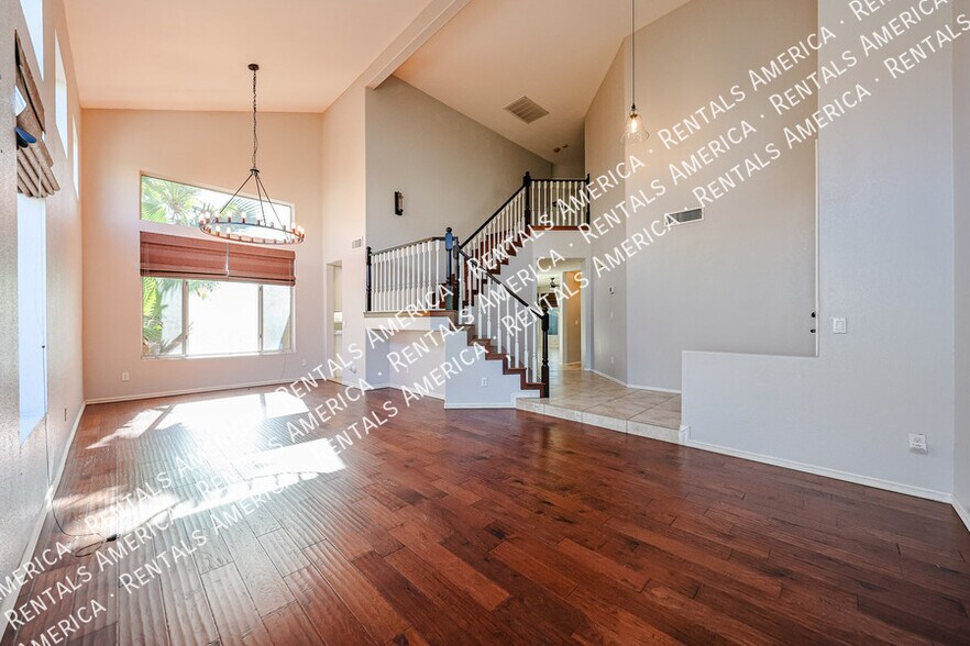 Building Photo - 15039 N 54th Pl
