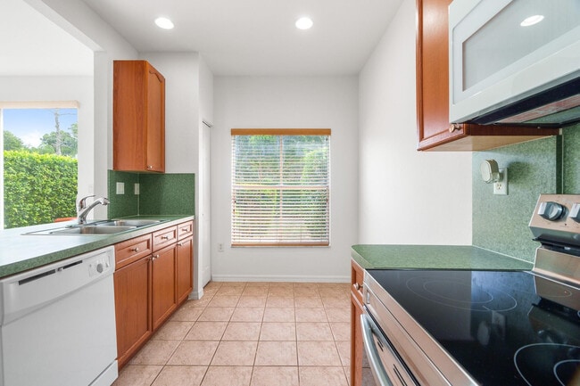 Building Photo - 3210 Merrick Terrace