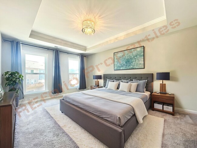 Building Photo - Beautiful End Unit 3 Story 3 bedroom, 3.5 bathroom Townhome with 2 Car-Garage in 540 Townes subdi...