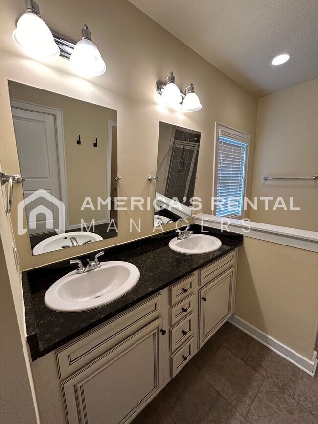 Building Photo - 3651 Chalybe Cove