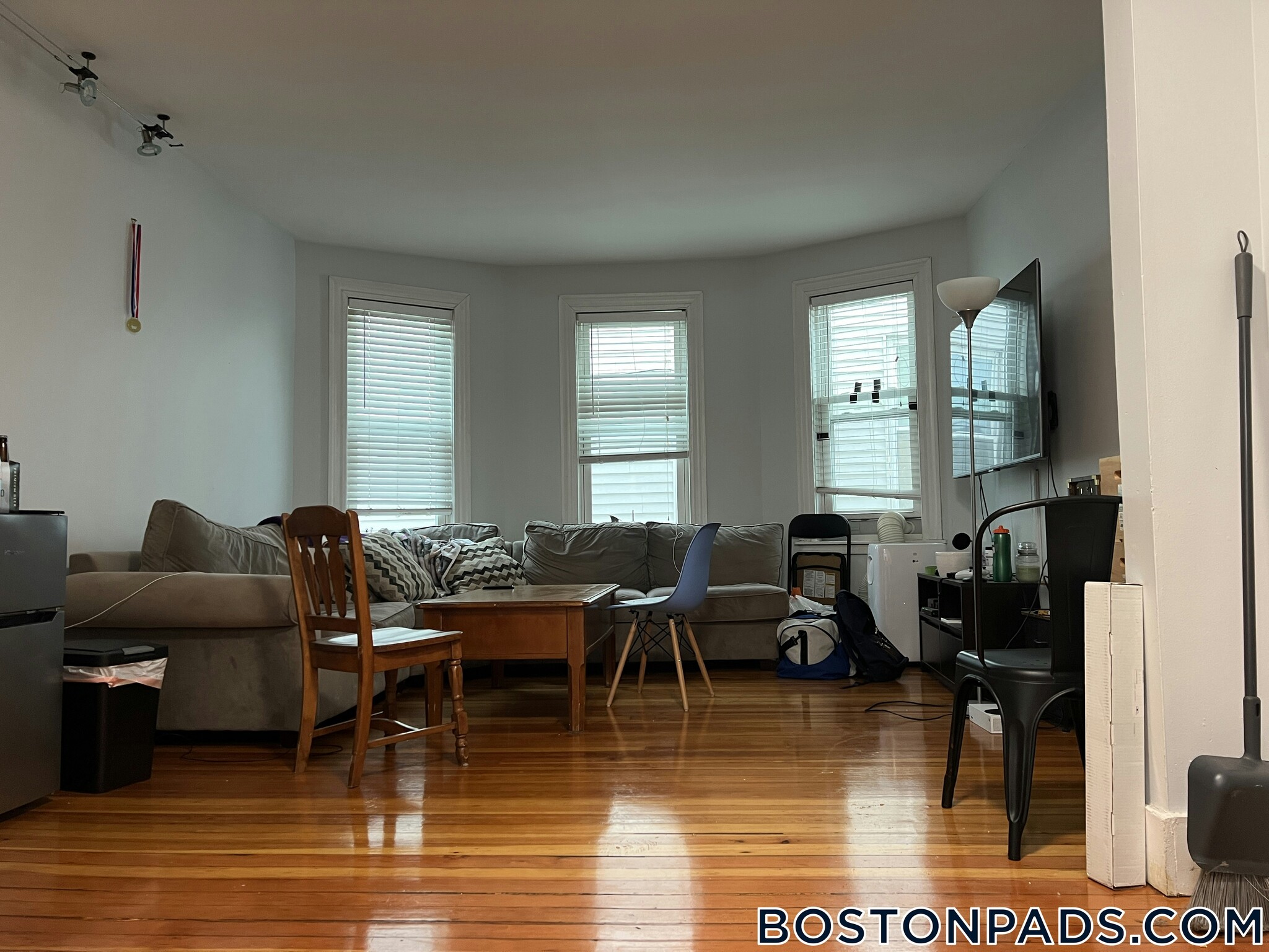 Building Photo - 24 Farrington Ave