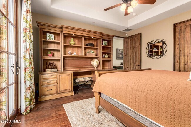 Building Photo - 1930 E Desert Willow Dr