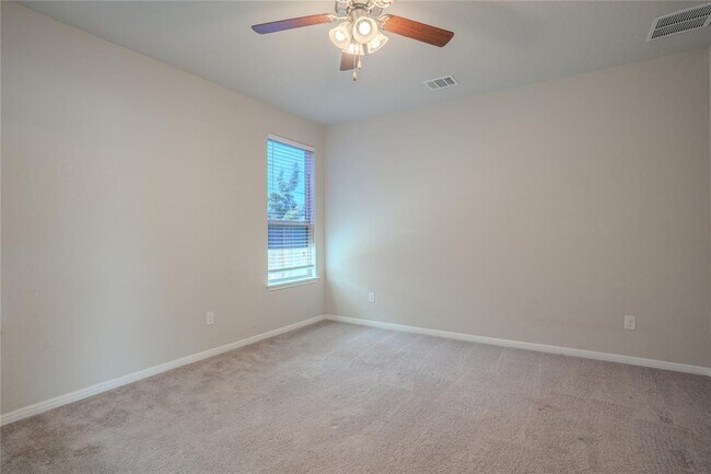 Building Photo - 120 Caney Cv