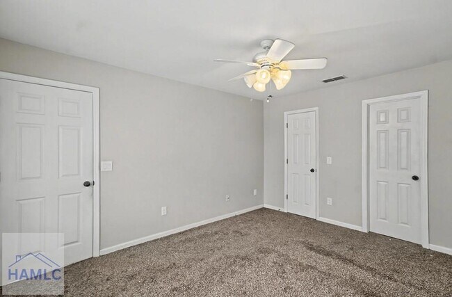 Building Photo - 404 Clairemore Cir