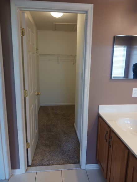 Building Photo - 123 Bradford St