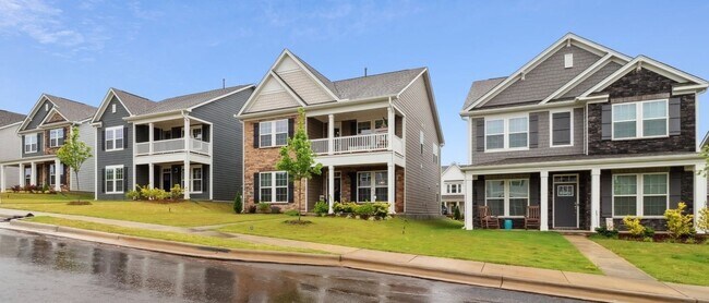 Building Photo - Spacious 4BR Single Family House with swim...