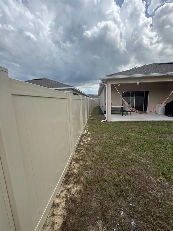 Building Photo - 559 Wayland Dr