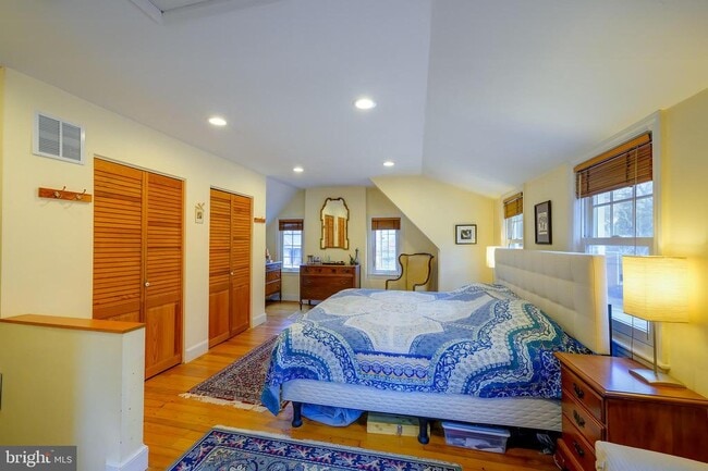 Building Photo - 4504 Highland Ave