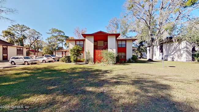 Building Photo - 472 Bentwood Ln