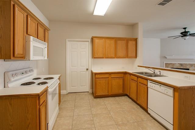 Building Photo - 11808 Pinyon Pine Dr