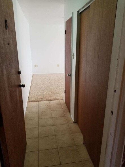 Primary Photo - 22 Orchard Ave