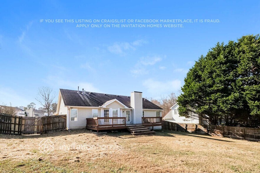 Building Photo - 890 Madison Chase Way