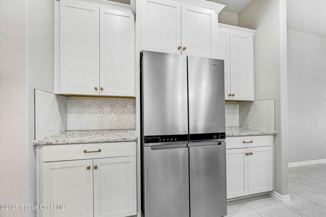 Building Photo - 8117 Tethys Ct