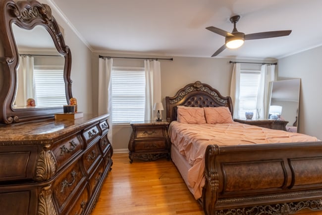 Building Photo - YOUR DREAM BACKYARD in Established East Memphis