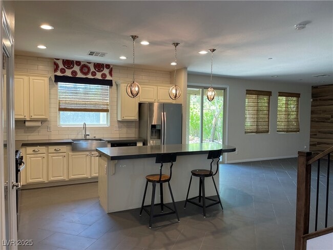 Building Photo - 3073 Hushed Sonnet Ave