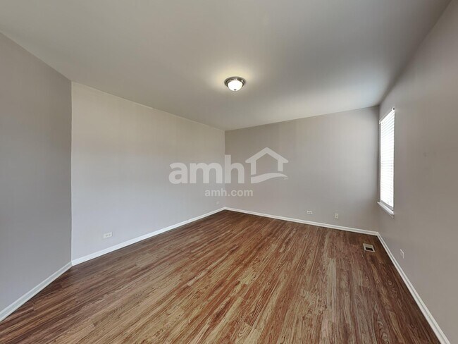 Building Photo - 2766 Middleton Ct
