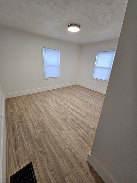 Bedroom 2 - 441 Cecil Ave