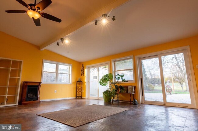 Building Photo - 2597 Carrell Ln