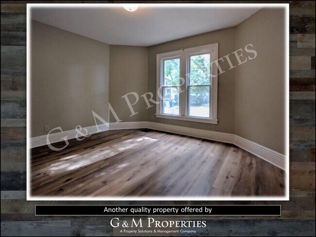 Building Photo - 3-Bedroom Rental Home: South Wedge Neighborhood!