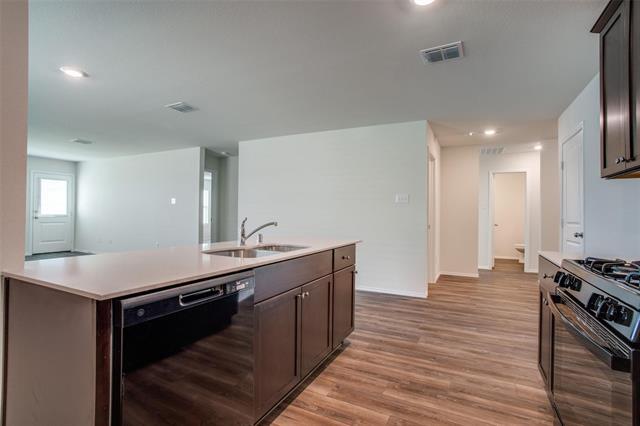 Building Photo - 1809 River Xing Dr