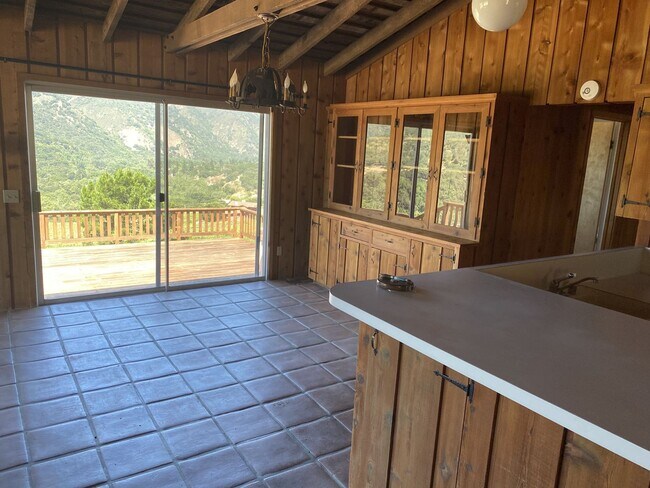 Building Photo - 65 E Carmel Valley Rd