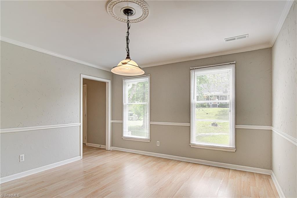 Building Photo - 1508 Trinity Garden Cir
