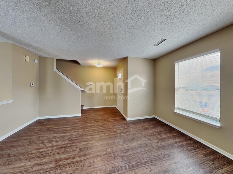 Building Photo - 13426 Allegiance Dr