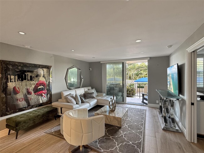 Building Photo - 2000 S Ocean Blvd