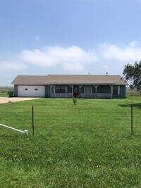 Building Photo - 1725 Patton Rd