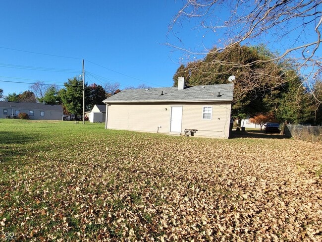 Building Photo - 6149 Commodore Dr