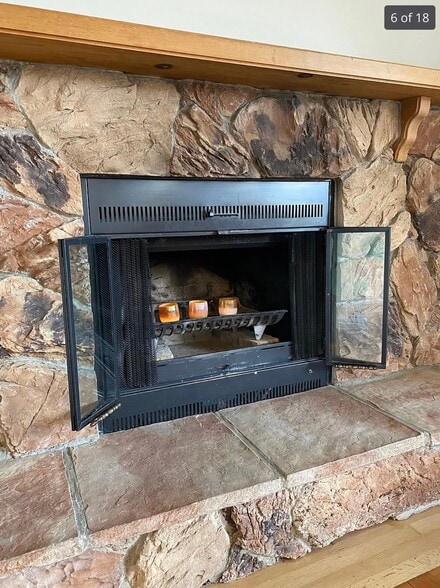 Building Photo - 2207 4th Ave N