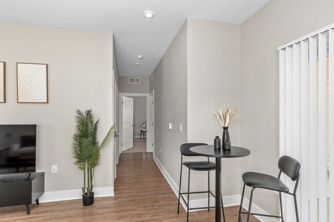 Building Photo - 5840 Fox Grape Ave