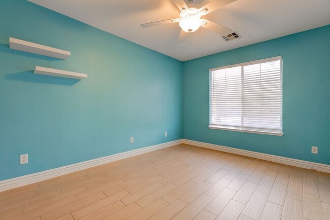 Building Photo - 8516 Dakota Trace Ct