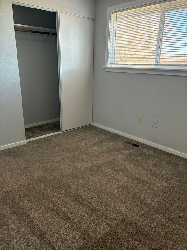 Building Photo - 1212 13th St